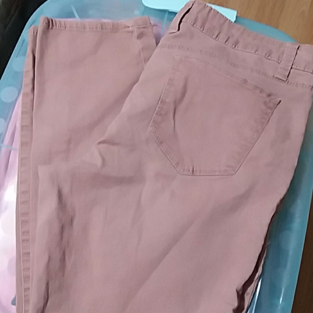 Stretchy jeans, rose colr, euc, like new
